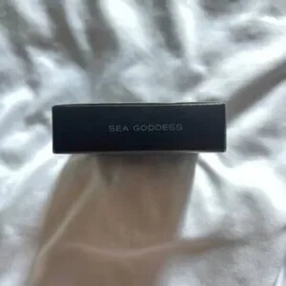 NWT Wet Dry Formula Trio Eyeshadow Palette - Picture 3 of 4